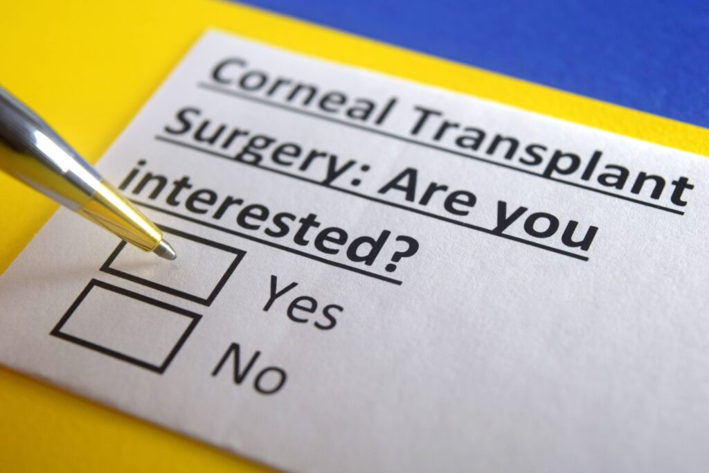 The expense of a cornea transplant depends on the extent of corneal damage, which can run from minor to severe